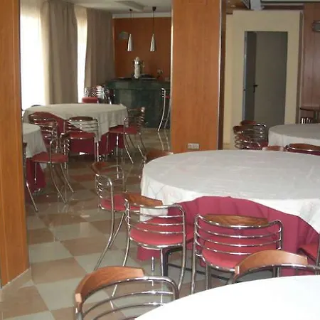Otel Nch 2*